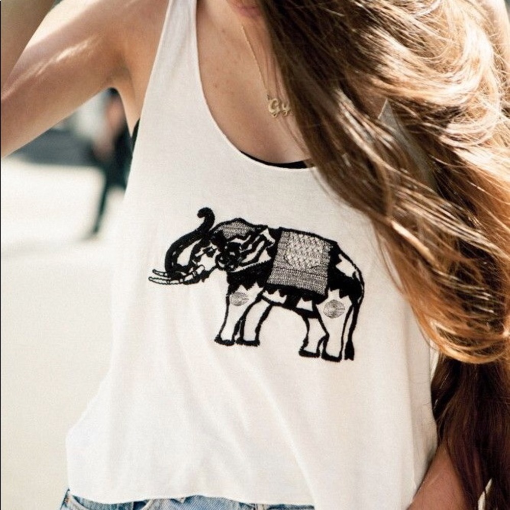 Brandy Melville Cindy Elephant Embroidery Tank Top